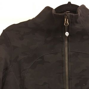 Lulullemon camp track jacket